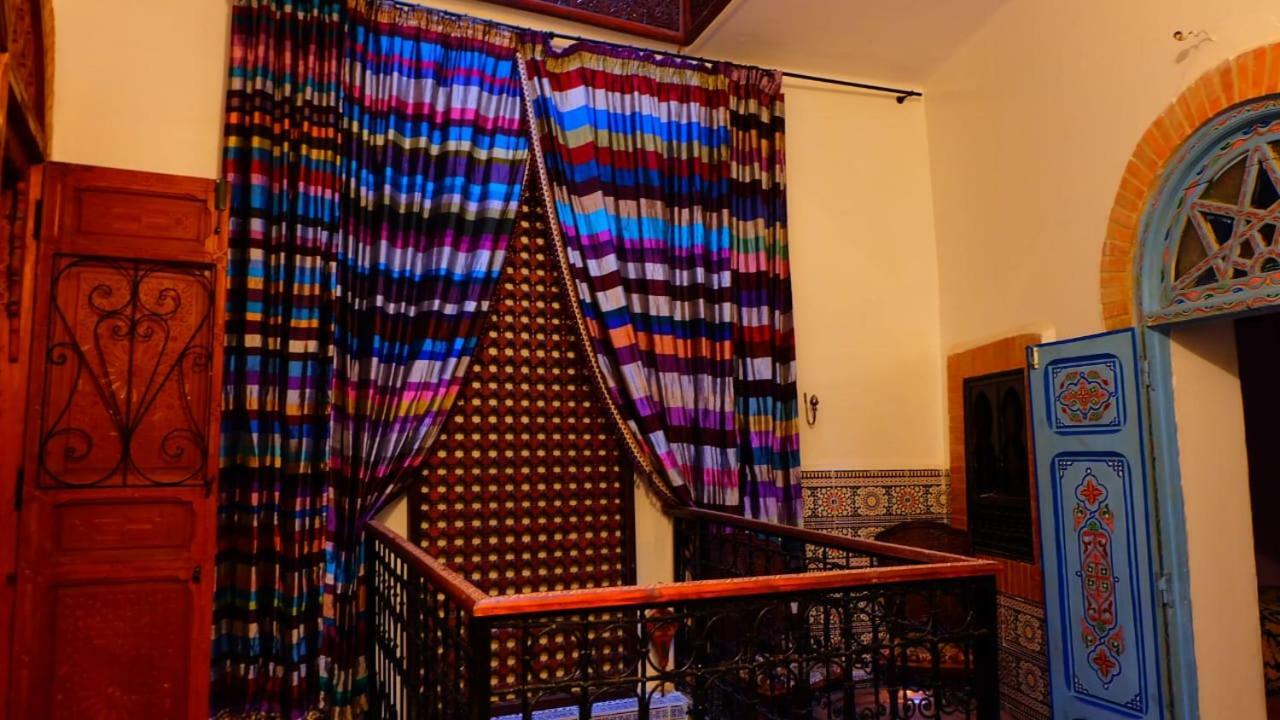 Mille Et Une Nuit Meknès Exterior foto
